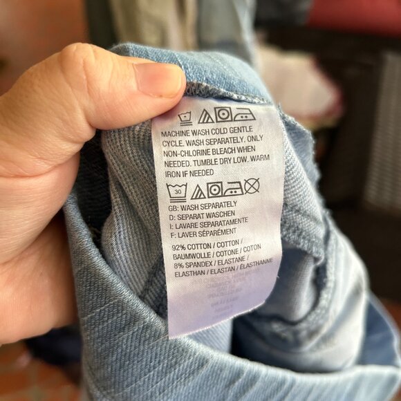 Believe In Your Own Beauty Bermuda Shorts Womens 14 Light Wash Denim Pull On - Picture 4 of 4